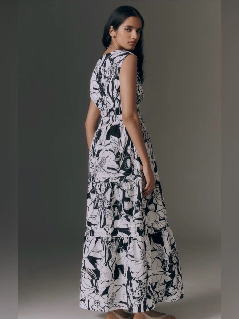 The Somerset Sleeveless Maxi Dress - Picture 3 of 7